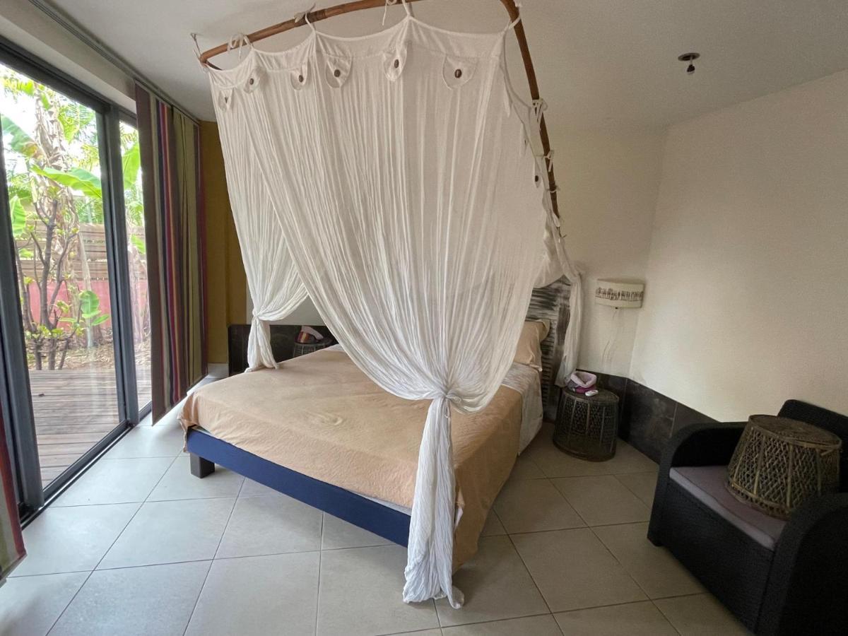 Caz Margouillat Villa L'Etang-Sale Ngoại thất bức ảnh